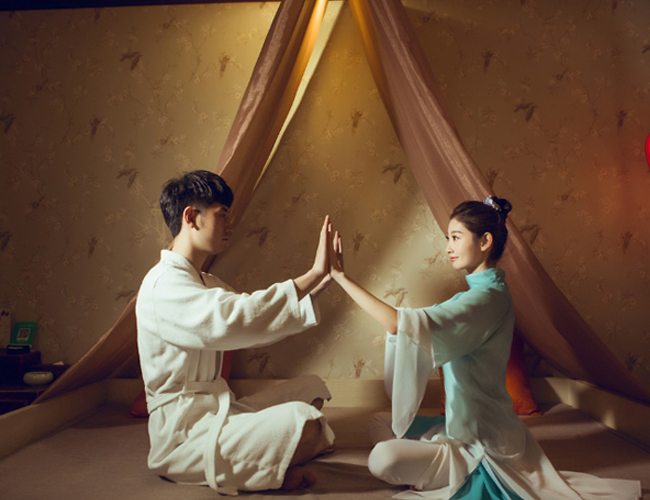 南京鼓楼水疗与创造力：当大脑在漂浮中重启